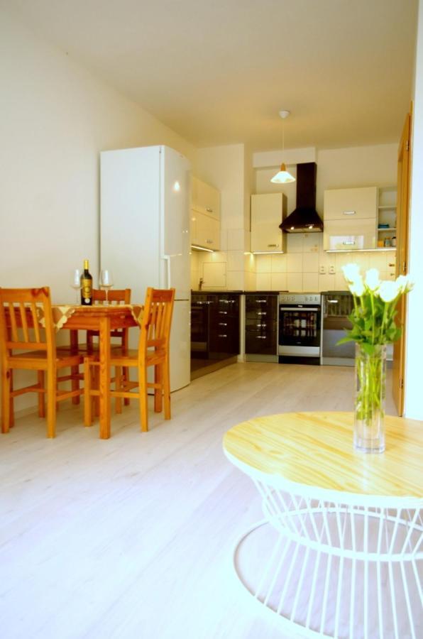 Apartment Golden Praha Bagian luar foto